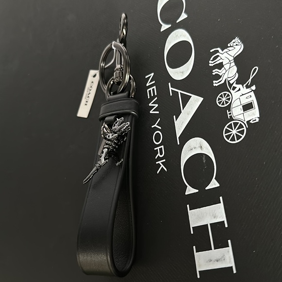 NWT Coach Black Leather Rexy Charm Loop Bag Charm keychain FOB Dinosaur - Picture 4 of 7